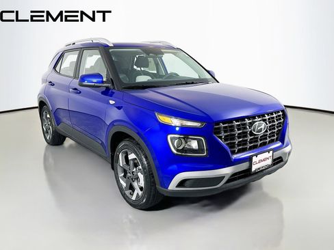 Used 2026 Hyundai Venue SEL FWD image 5