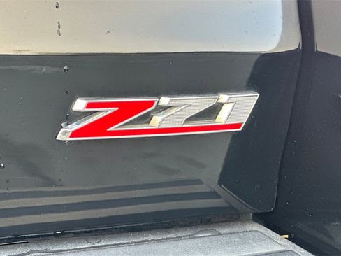 Used 2018 Chevrolet Tahoe LT image 28