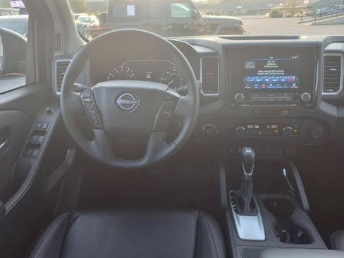 Certified 2024 Nissan Frontier SL AWD/4WD image 9