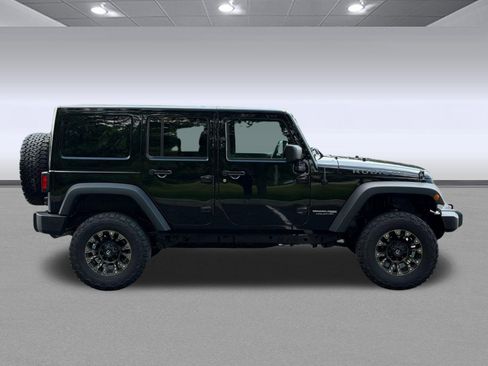 Used 2018 Jeep Wrangler Unlimited Rubicon w/ Cold Weather Group AWD/4WD image 8