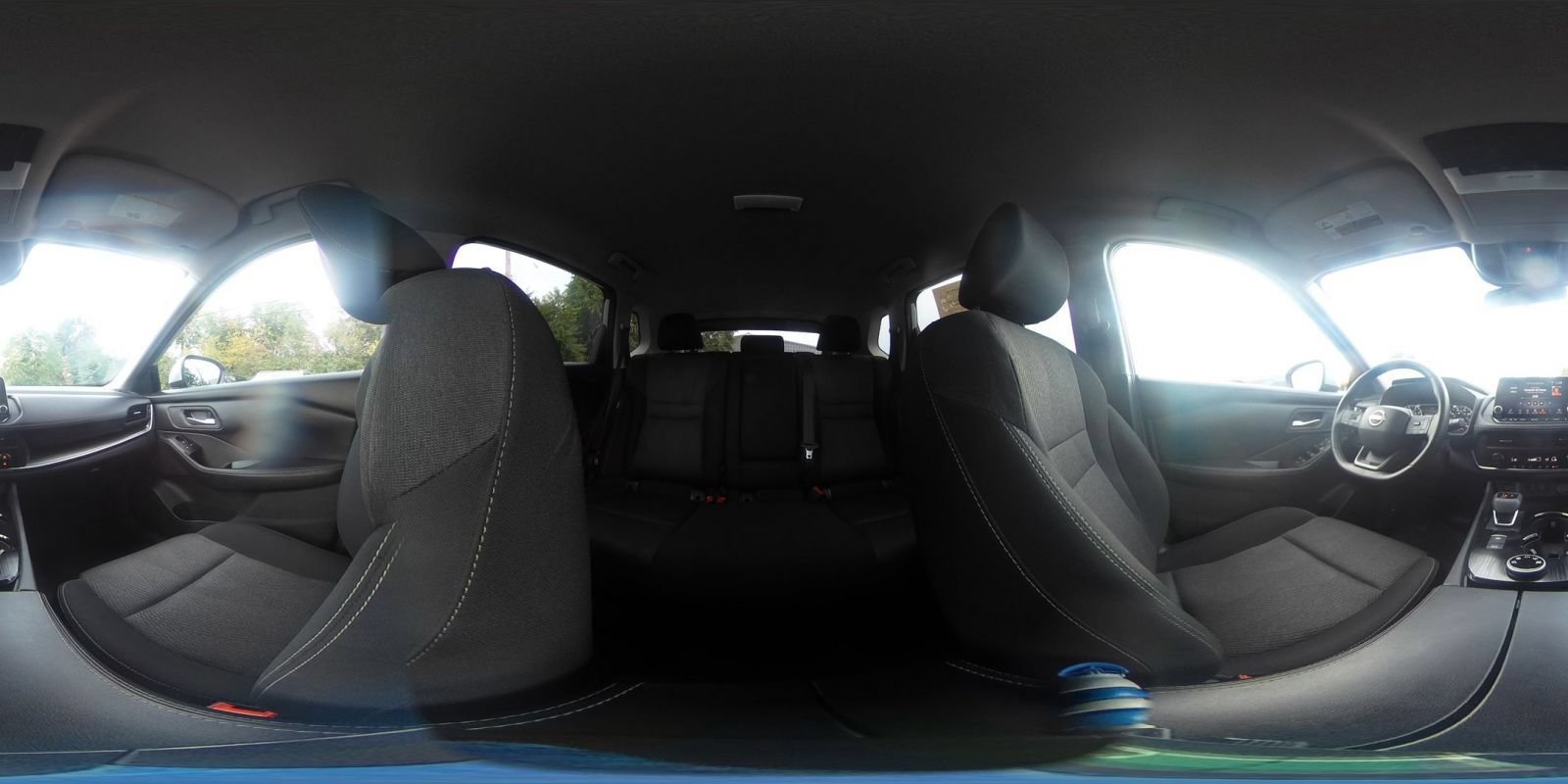 Used 2025 Nissan Rogue SV AWD/4WD image 41