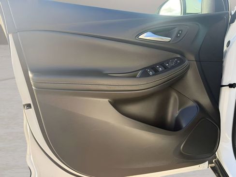 Used 2025 Buick Encore GX Preferred FWD image 11