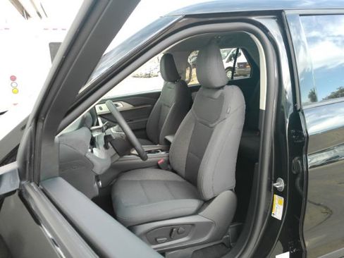Used 2026 Ford Explorer Active image 14