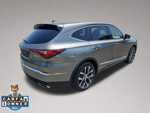 Used 2022 Acura MDX SH-AWD w/ Technology Package image 3
