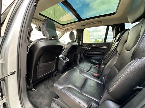 Used 2019 Volvo XC90 T6 Momentum w/ Advanced Package image 23