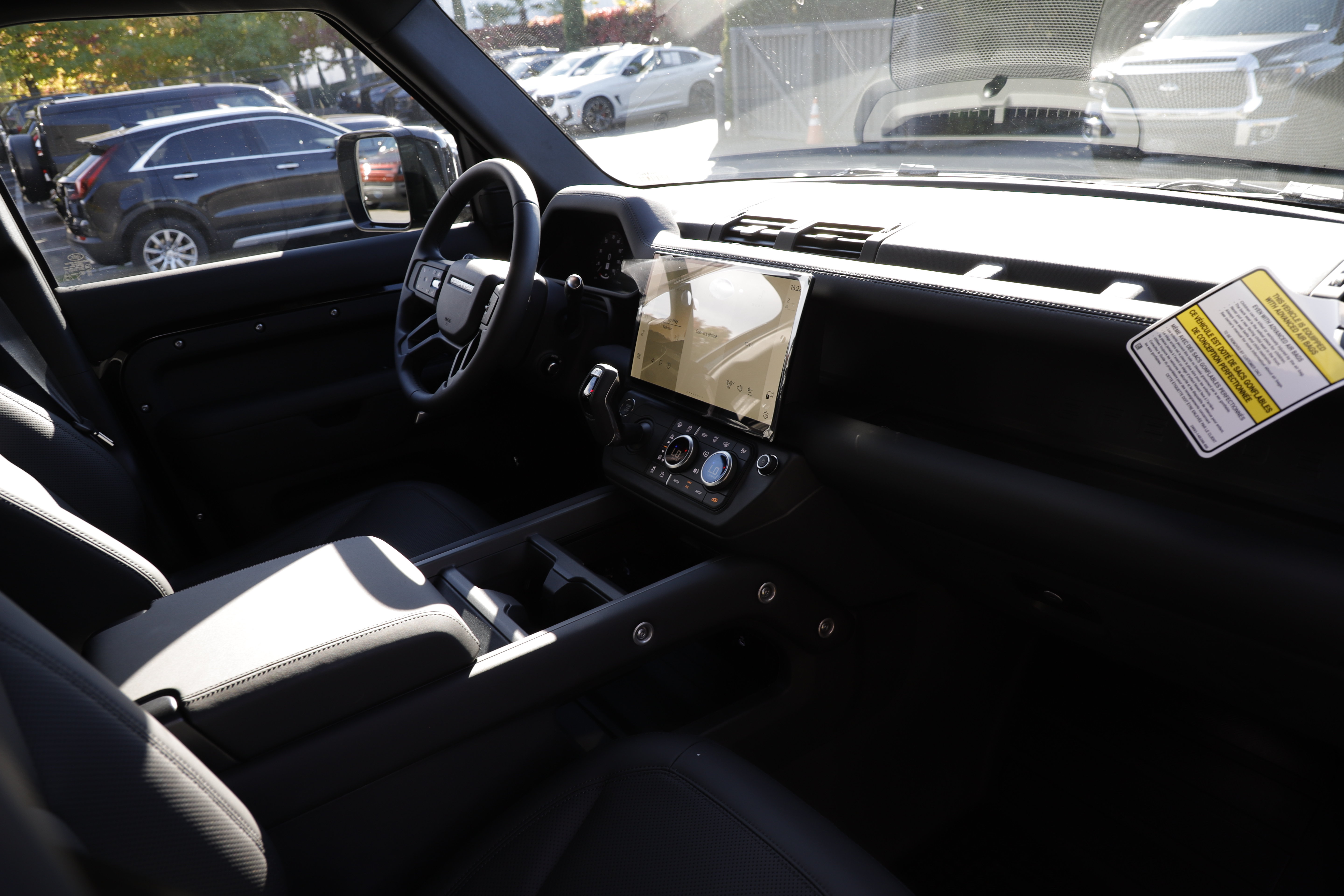New 2026 Land Rover Defender 110 X-Dynamic SE AWD/4WD image 11