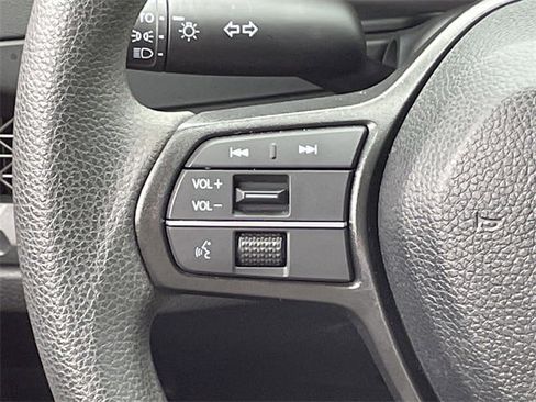 Certified 2025 Honda Accord LX image 12