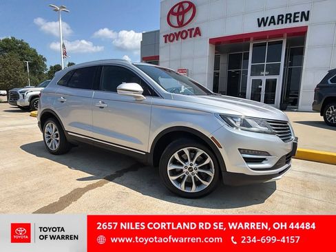 Used 2017 Lincoln MKC Select AWD/4WD image 1