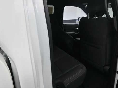Used 2023 Nissan Frontier SV w/ Midnight Edition Package RWD image 21