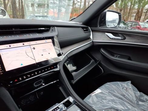 New 2026 Jeep Grand Cherokee L Limited AWD/4WD image 19