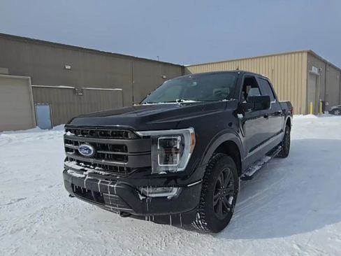 Used 2023 Ford F150 Lariat w/ Equipment Group 502A High image 3