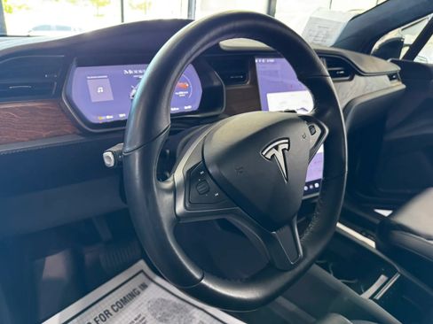 Used 2020 Tesla Model X AWD/4WD image 31