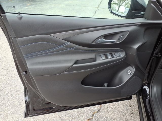 Used 2026 Buick Envista Sport Touring w/ Convenience I Package FWD image 27