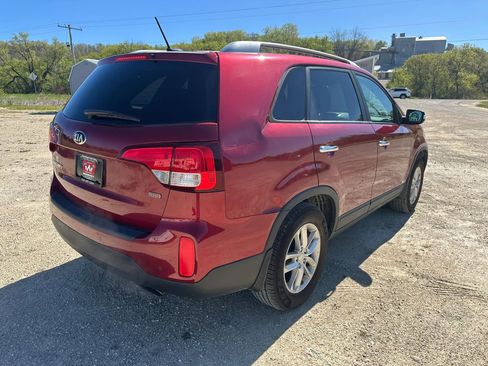 Used 2014 Kia Sorento LX AWD/4WD image 6