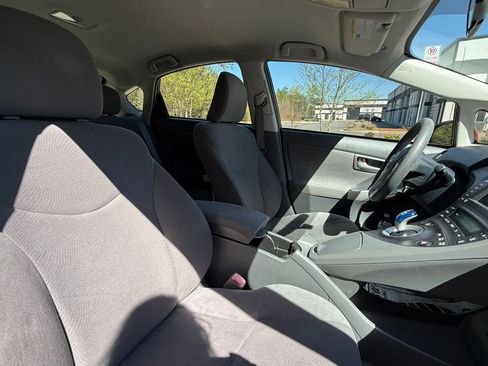 Used 2011 Toyota Prius Three w/ Navigation Pkg FWD image 20