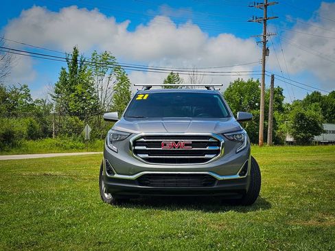 Used 2021 GMC Terrain SLT w/ Infotainment Package II AWD/4WD image 9