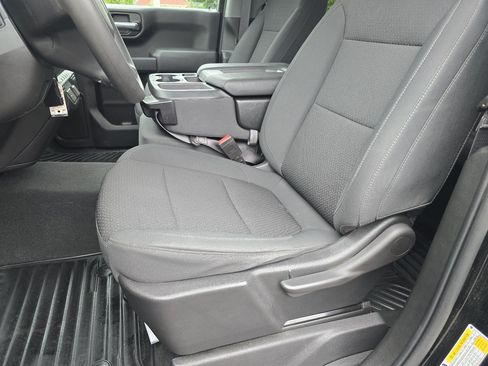 Used 2021 Chevrolet Silverado 1500 Custom Trail Boss w/ LPO, Dark Essentials Package AWD/4WD image 28