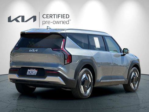 Certified 2024 Kia EV9 Wind AWD/4WD image 4