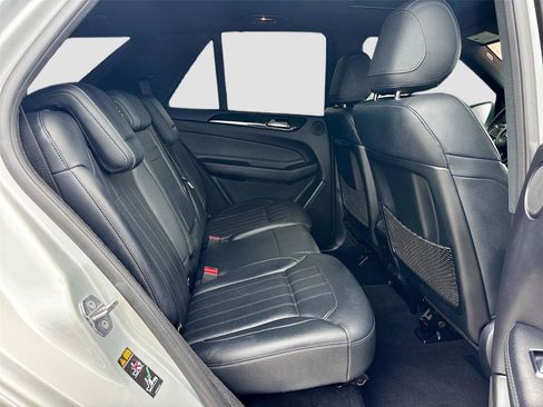 Used 2019 Mercedes-Benz GLE 400 4MATIC w/ Premium 1 Package image 27