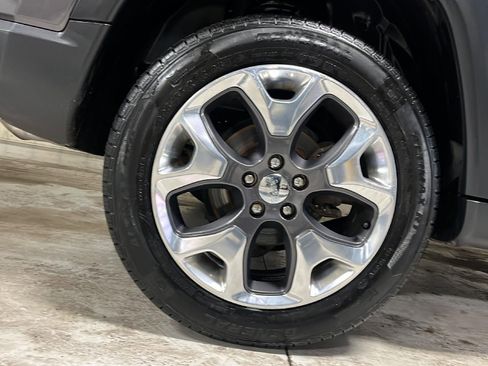 Used 2019 Jeep Compass Limited image 44