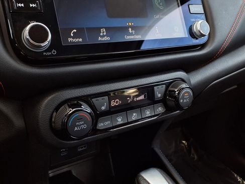 Used 2021 Nissan Kicks SR w/ SR Premium Package image 8