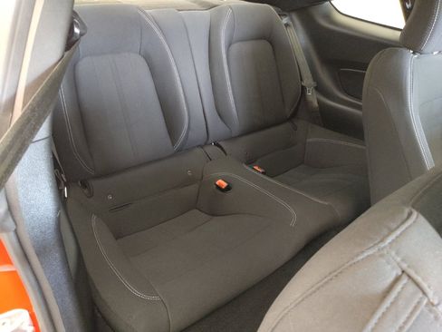 Used 2020 Ford Mustang Coupe RWD image 19