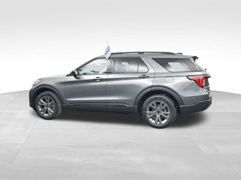 New 2026 Ford Explorer Active image 5