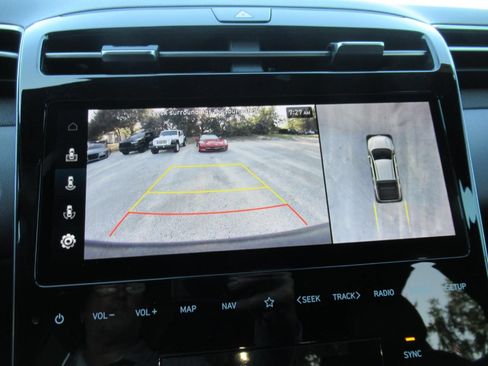 Used 2022 Hyundai Santa Cruz Limited AWD/4WD image 30