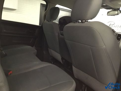 Used 2014 RAM 1500 Express image 34