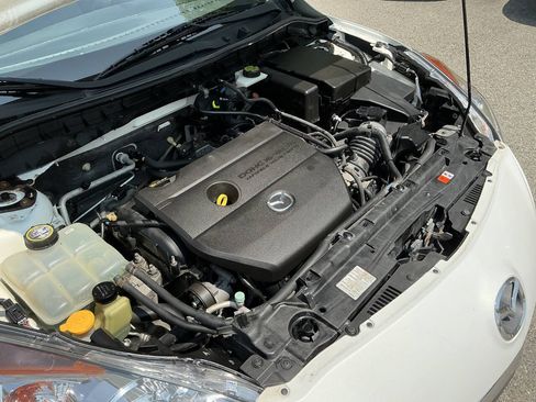 Used 2010 MAZDA MAZDA3 i Touring FWD image 32
