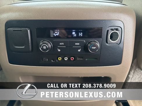 Used 2015 Chevrolet Suburban LTZ image 19