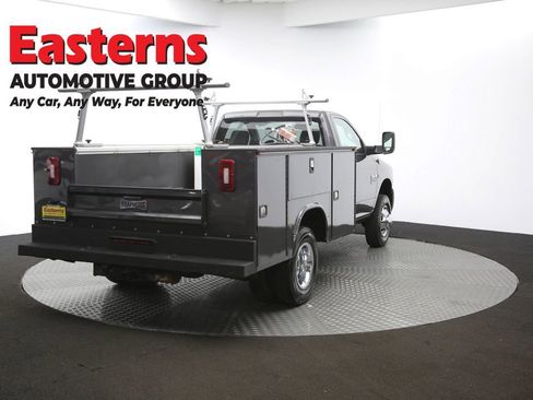 Used 2018 RAM 3500 Tradesman w/ Chrome Appearance Group image 39