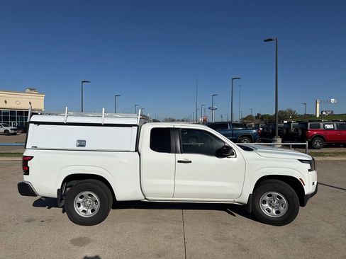 Used 2024 Nissan Frontier S image 16