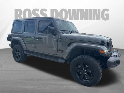 Used 2022 Jeep Wrangler Unlimited Sahara image 4