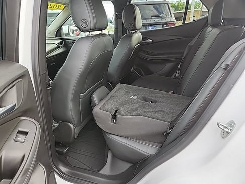 Used 2020 Buick Encore GX Preferred w/ Cold Weather Comfort Package FWD image 28