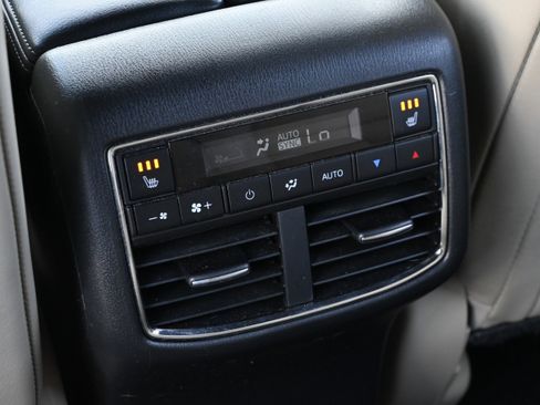 Used 2019 MAZDA CX-9 Grand Touring image 34