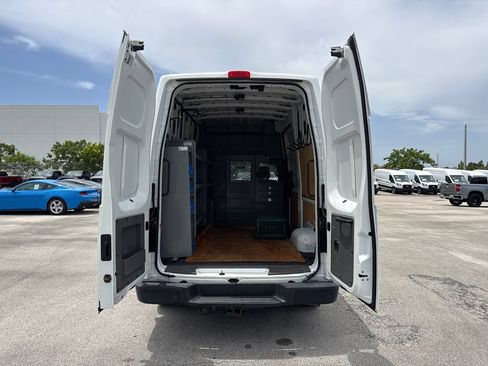 Used 2021 Nissan NV 2500 SV RWD image 25