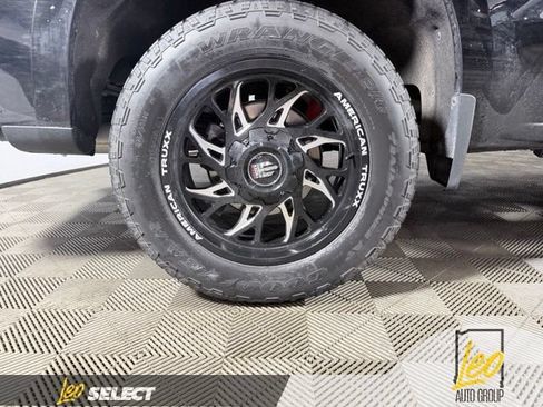 Used 2023 Chevrolet Silverado 1500 LTZ w/ LTZ Convenience Package II AWD/4WD image 19