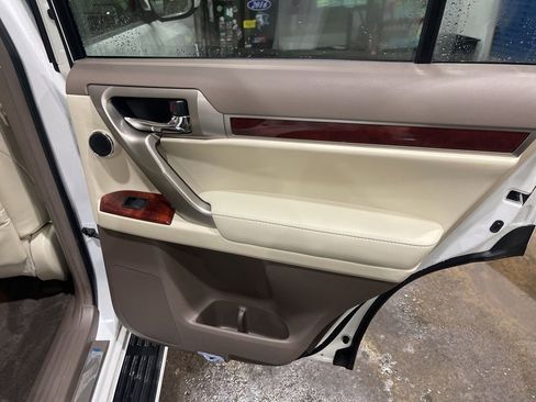 Used 2013 Lexus GX 460 Premium AWD/4WD image 22