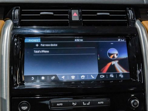 Used 2019 Land Rover Discovery HSE Luxury image 25