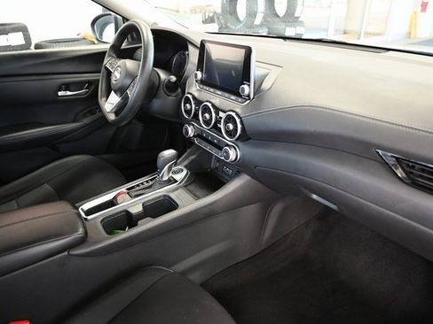 Used 2024 Nissan Sentra SV image 14