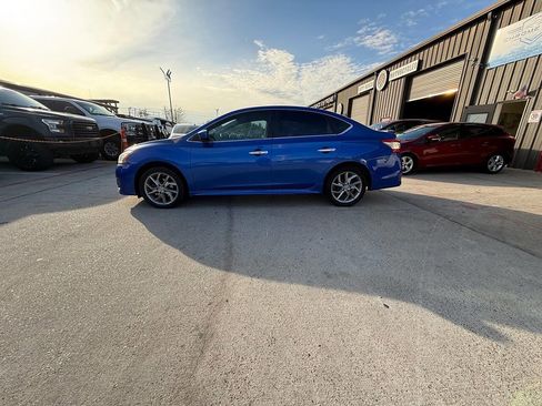 Used 2014 Nissan Sentra SR image 2