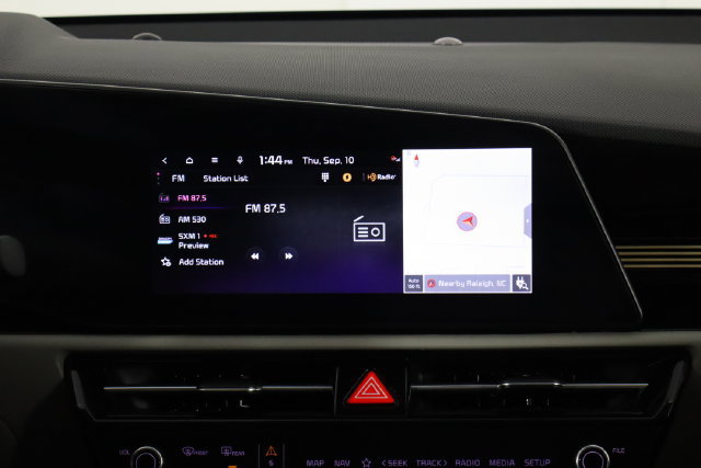 Certified 2023 Kia Niro Wave FWD image 28