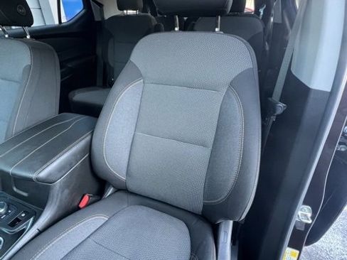 Used 2020 Chevrolet Traverse LT w/ Driver Confidence II Package image 15