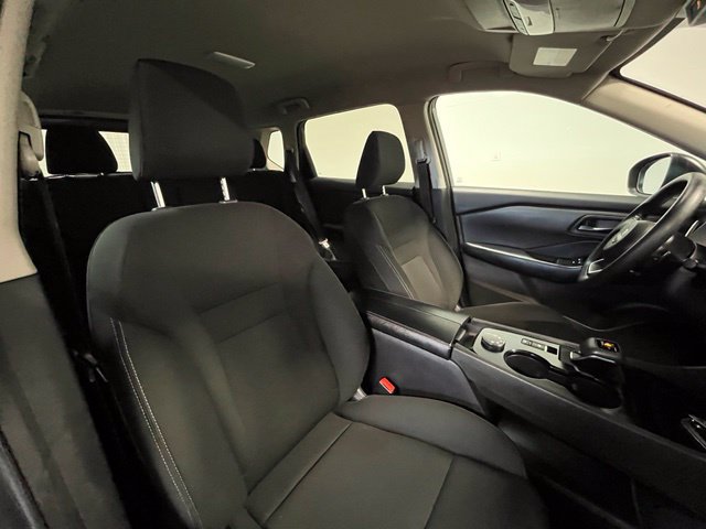 Used 2024 Nissan Rogue S AWD/4WD image 10
