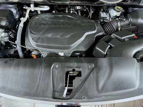 Used 2023 Honda Odyssey EX-L image 29