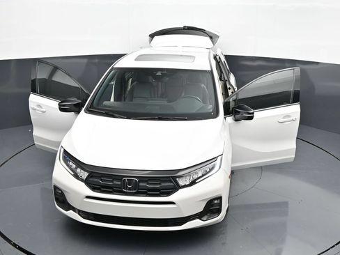 Used 2025 Honda Odyssey Sport-L image 49