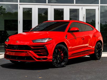 Used 2022 Lamborghini Urus