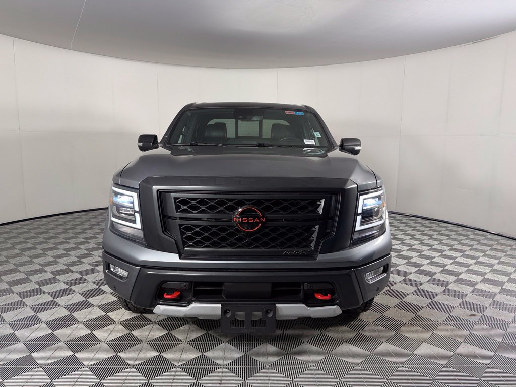 Used 2024 Nissan Titan PRO-4X w/ Pro-4x Convenience Package AWD/4WD image 4