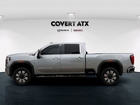 Used 2024 GMC Sierra 2500 Denali w/ Denali Reserve Package AWD/4WD image 5